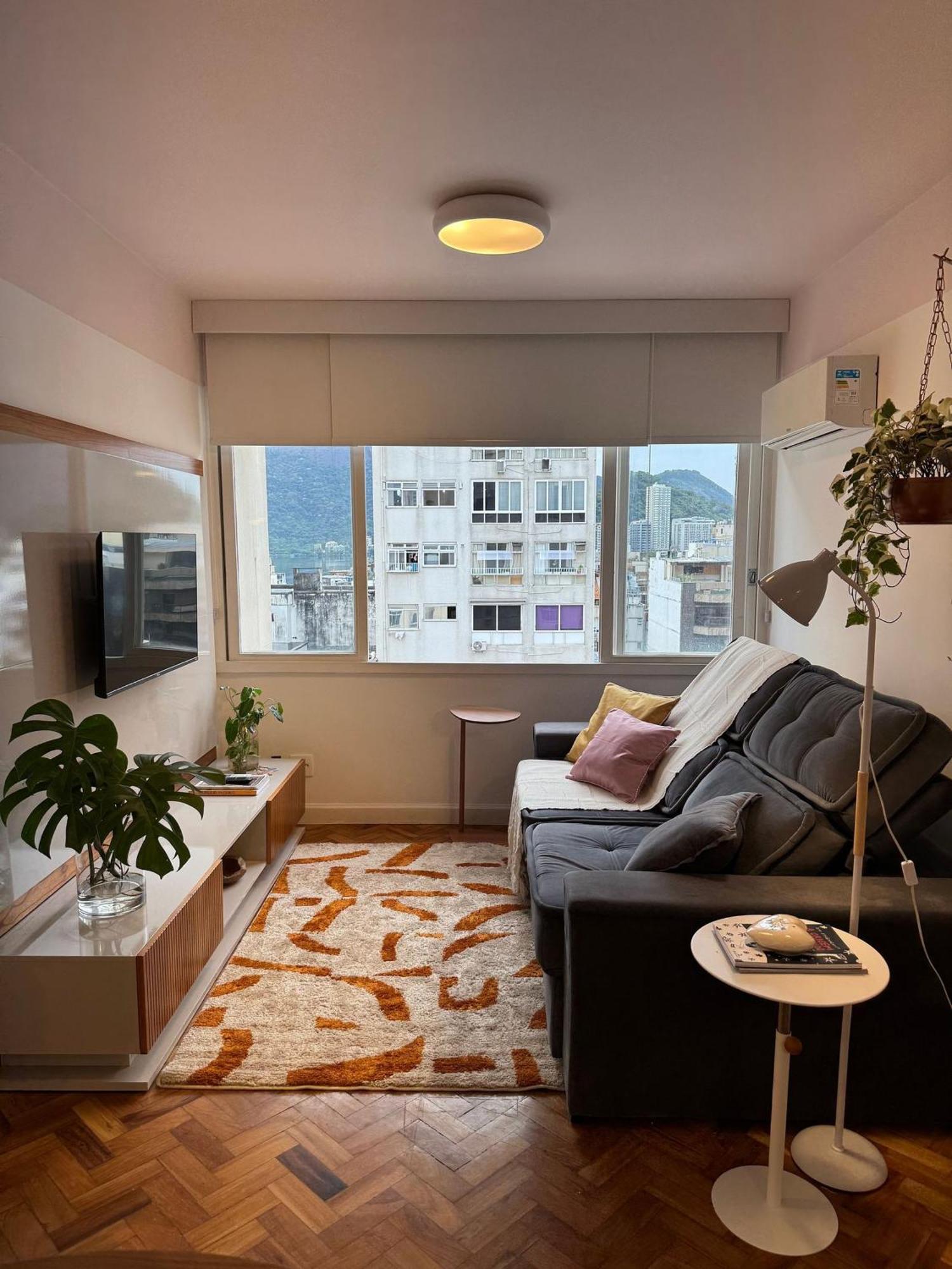 Apartamento Espacoso 2quartos A Passos Da De Ipanema